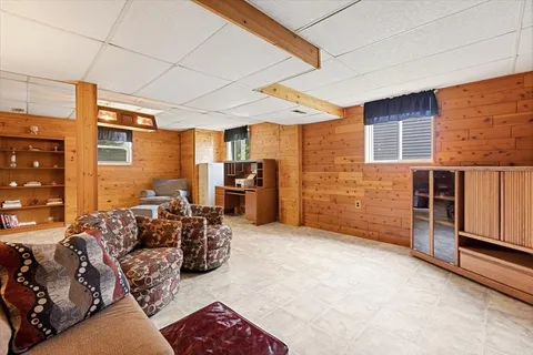 $349,990 | 121 Seton Place, Streamwood, IL 60107