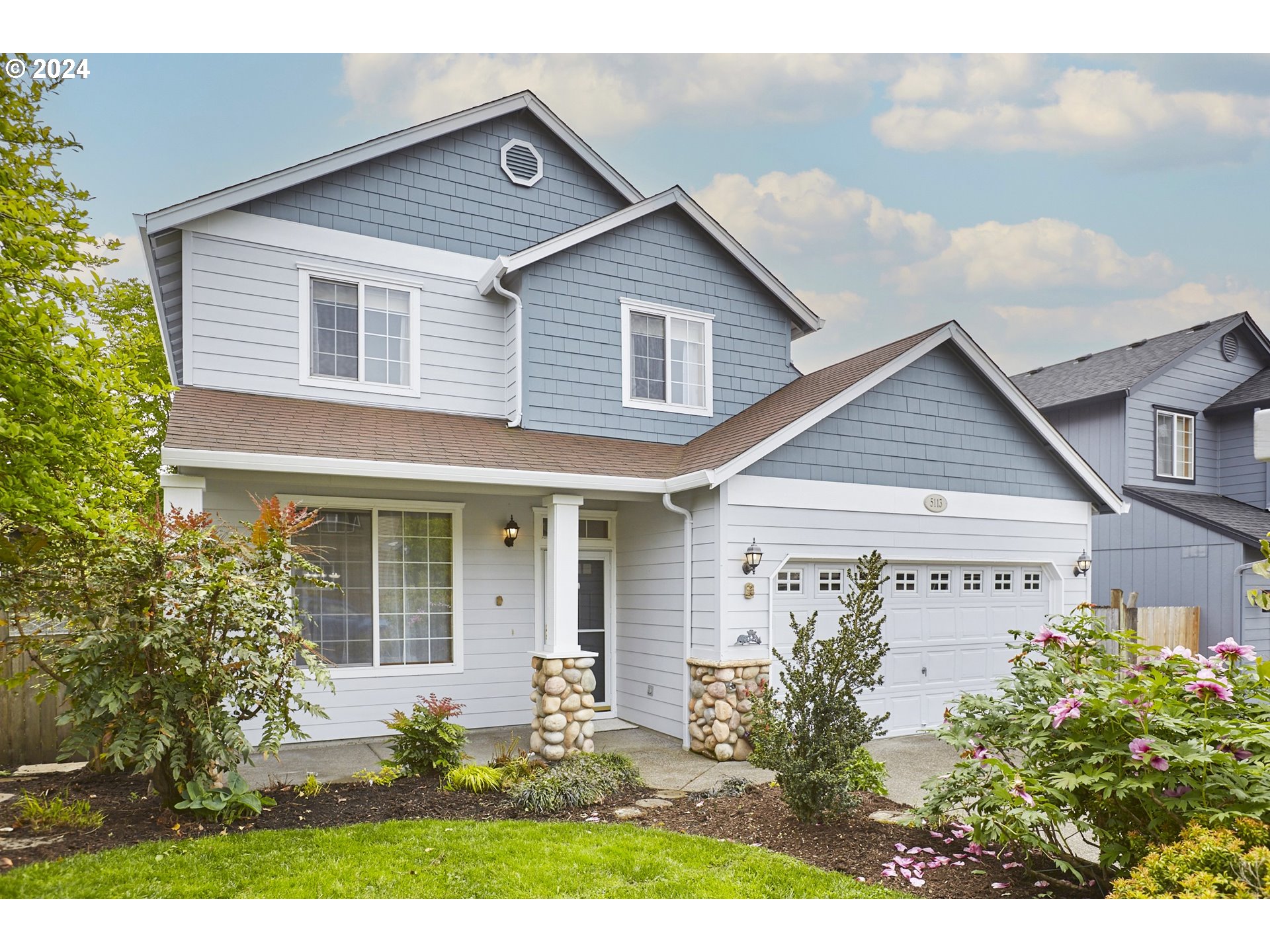 5113 Northeast 56th St  