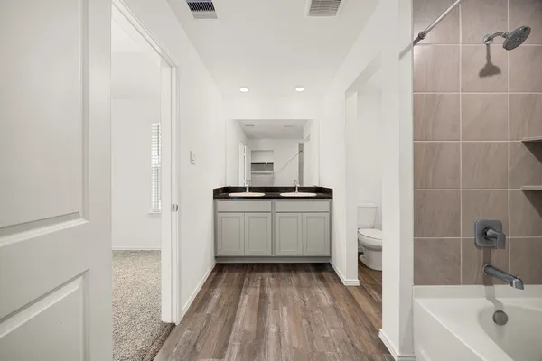 $1,950 | 23815 Hilltop Canyon Ln Spring, Spring, TX 77373