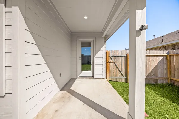 $1,950 | 23815 Hilltop Canyon Ln Spring, Spring, TX 77373