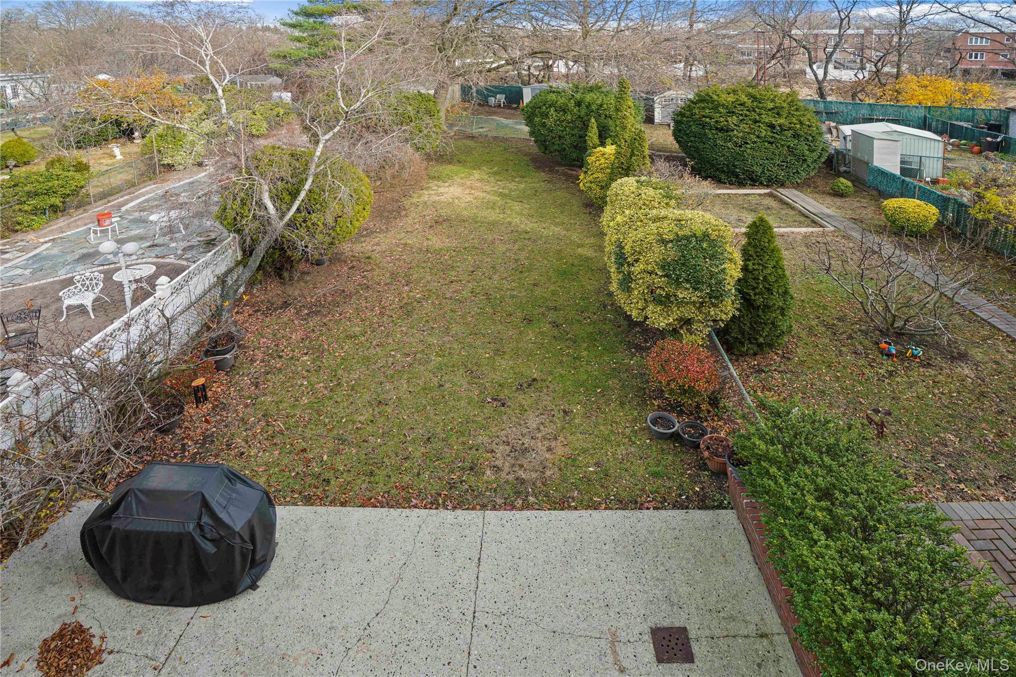 60-35 75th Street Queens, NY 11379 - Photo 28 of 29