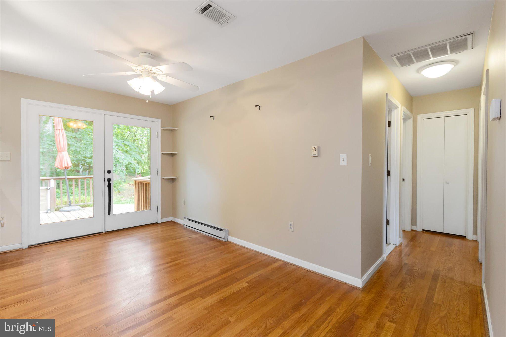 561 Co Rte 12/1 Shepherdstown, WV 25443 - Photo 13 of 45 Dining Room