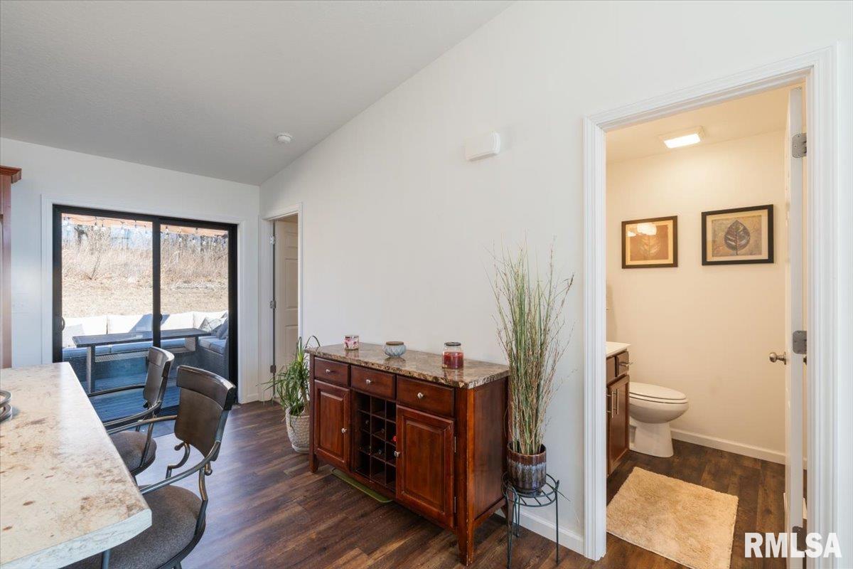 1157 Waverly Road Davenport, IA 52804 - Photo 13 of 48 Gallery Image 13