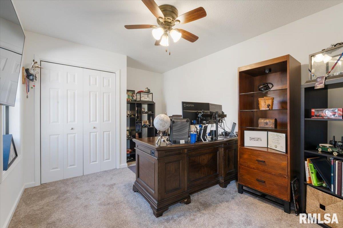 1157 Waverly Road Davenport, IA 52804 - Photo 23 of 48 Gallery Image 23