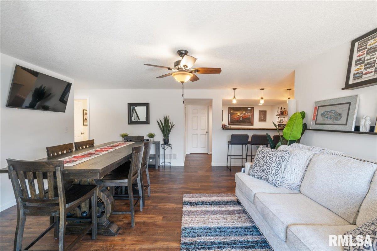 1157 Waverly Road Davenport, IA 52804 - Photo 26 of 48 Gallery Image 26