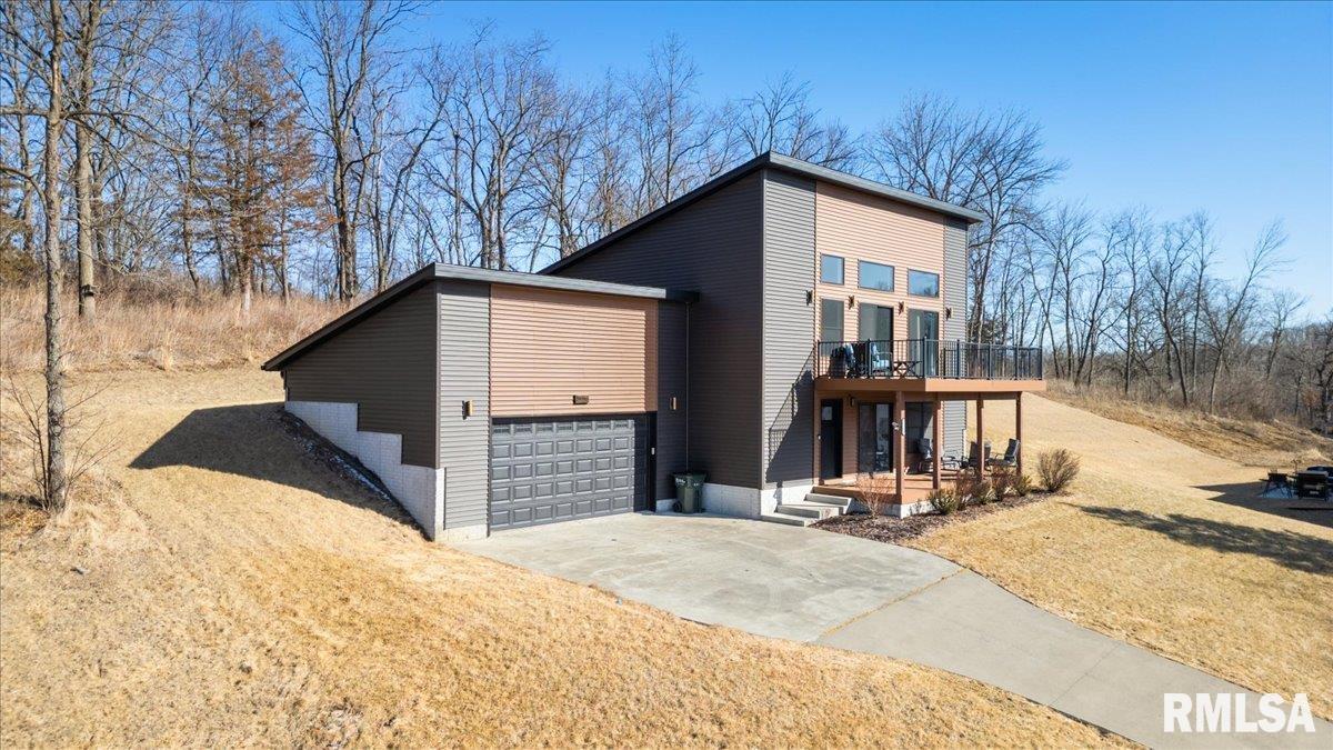 1157 Waverly Road Davenport, IA 52804 - Photo 44 of 48 Gallery Image 44