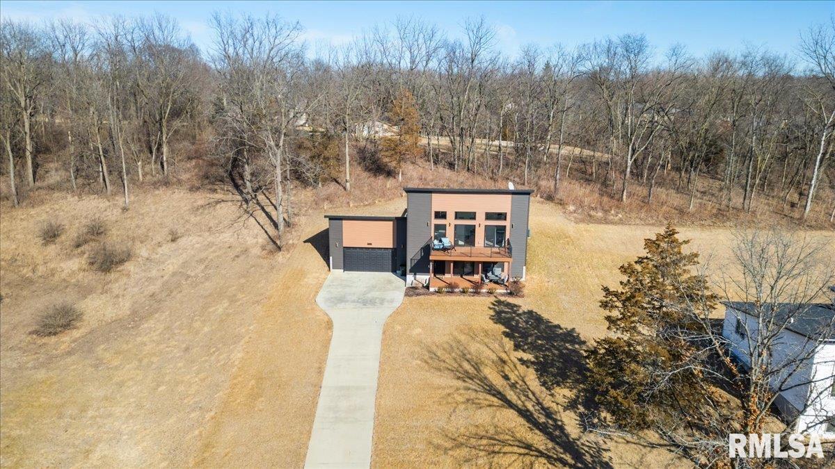 1157 Waverly Road Davenport, IA 52804 - Photo 47 of 48 Gallery Image 47