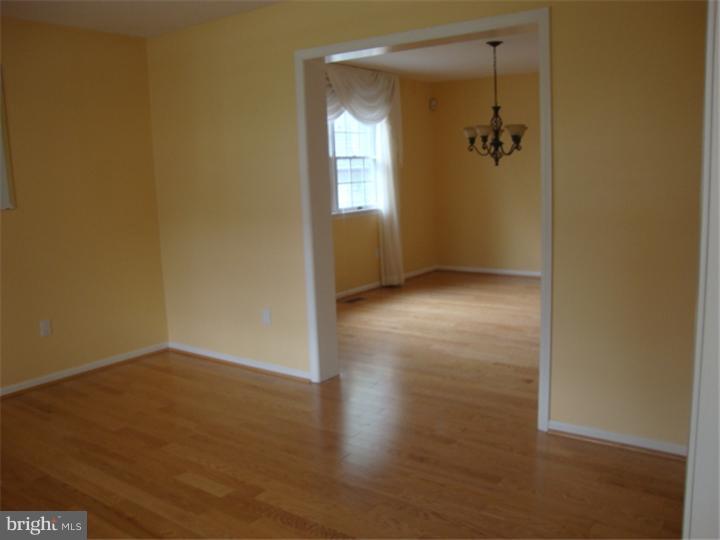 406 Tasker Street Ridley Park, PA 19078 - Photo 4 of 21 Living Room