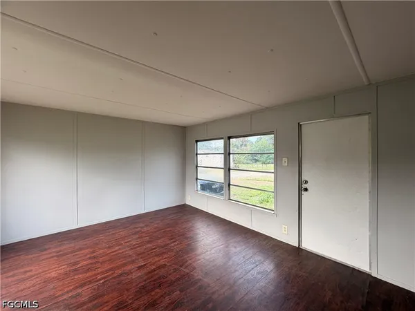 $850 | 7838 Ebson Drive, Unit 1F, North Fort Myers, FL 33917