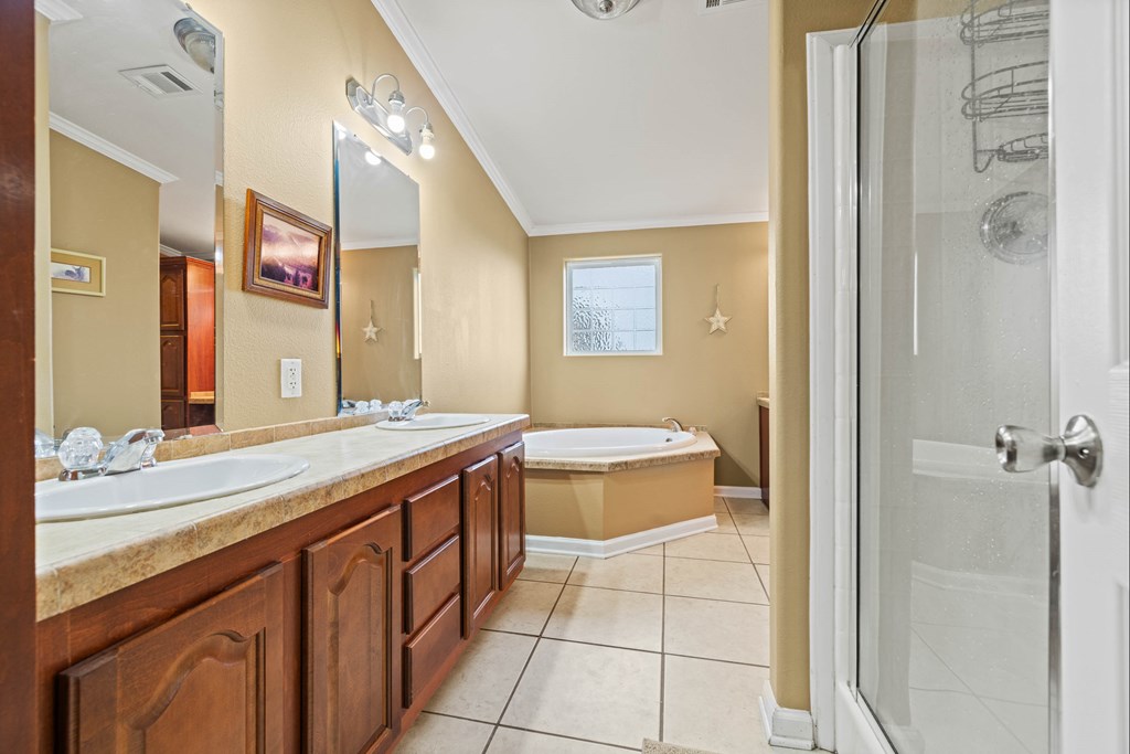 3814 Ranch Road Mountain Home, TX 78058 - Photo 22 of 44 Gallery Image 22
