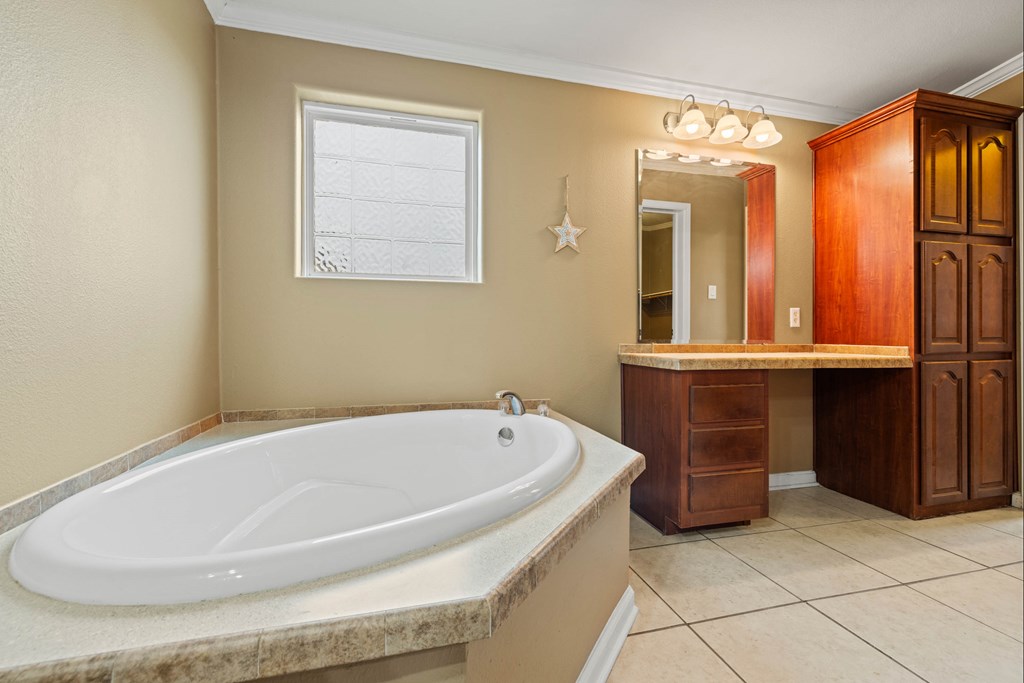 3814 Ranch Road Mountain Home, TX 78058 - Photo 24 of 44 Gallery Image 24