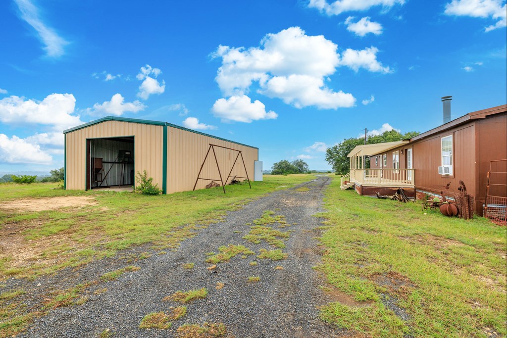 3814 Ranch Road Mountain Home, TX 78058 - Photo 4 of 44 Gallery Image 4