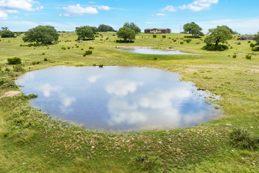 3814 Ranch Road Mountain Home, TX 78058 - Photo 9 of 44 Gallery Image 9
