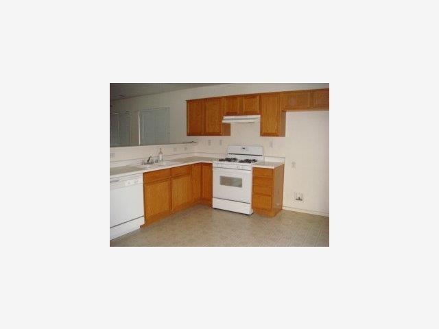 2794 Valley View Road Hollister, CA 95023 - Photo 3 of 4 Gallery Image 3