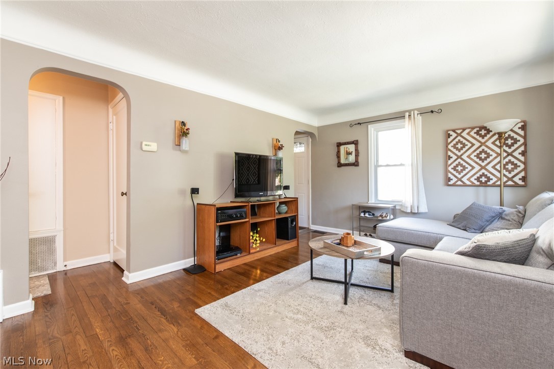 23969 Maple Ridge Road North Olmsted, OH 44070 - Photo 6 of 23 Gallery Image 6