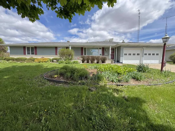 $309,000 | 1404 29th Avenue, Monroe, WI 53566