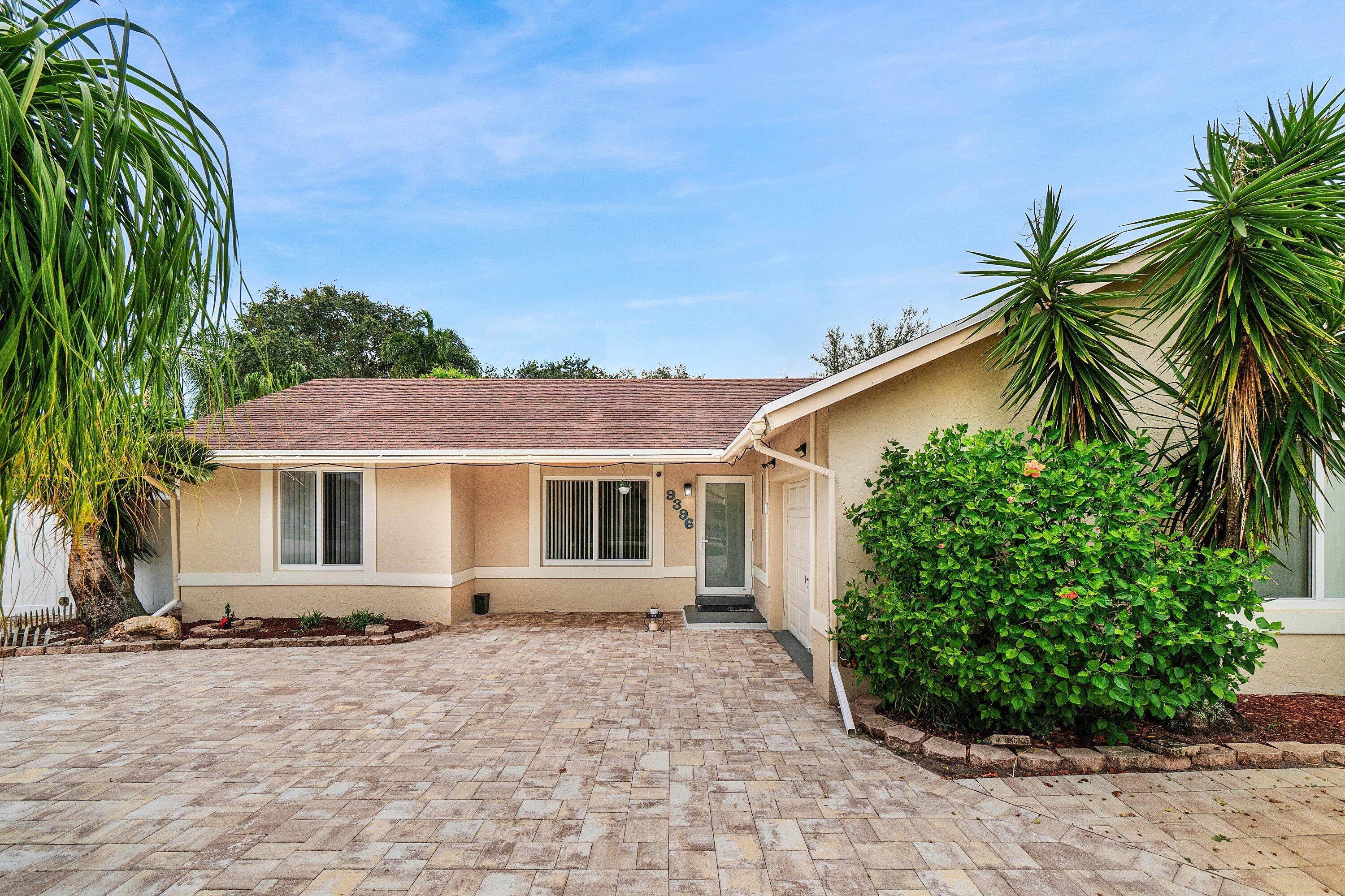 9396 Gettysburg Road Boca Raton, FL 33434 - Photo 6 of 51 006-9396GettysburgRoad-BocaRaton-FL-3343