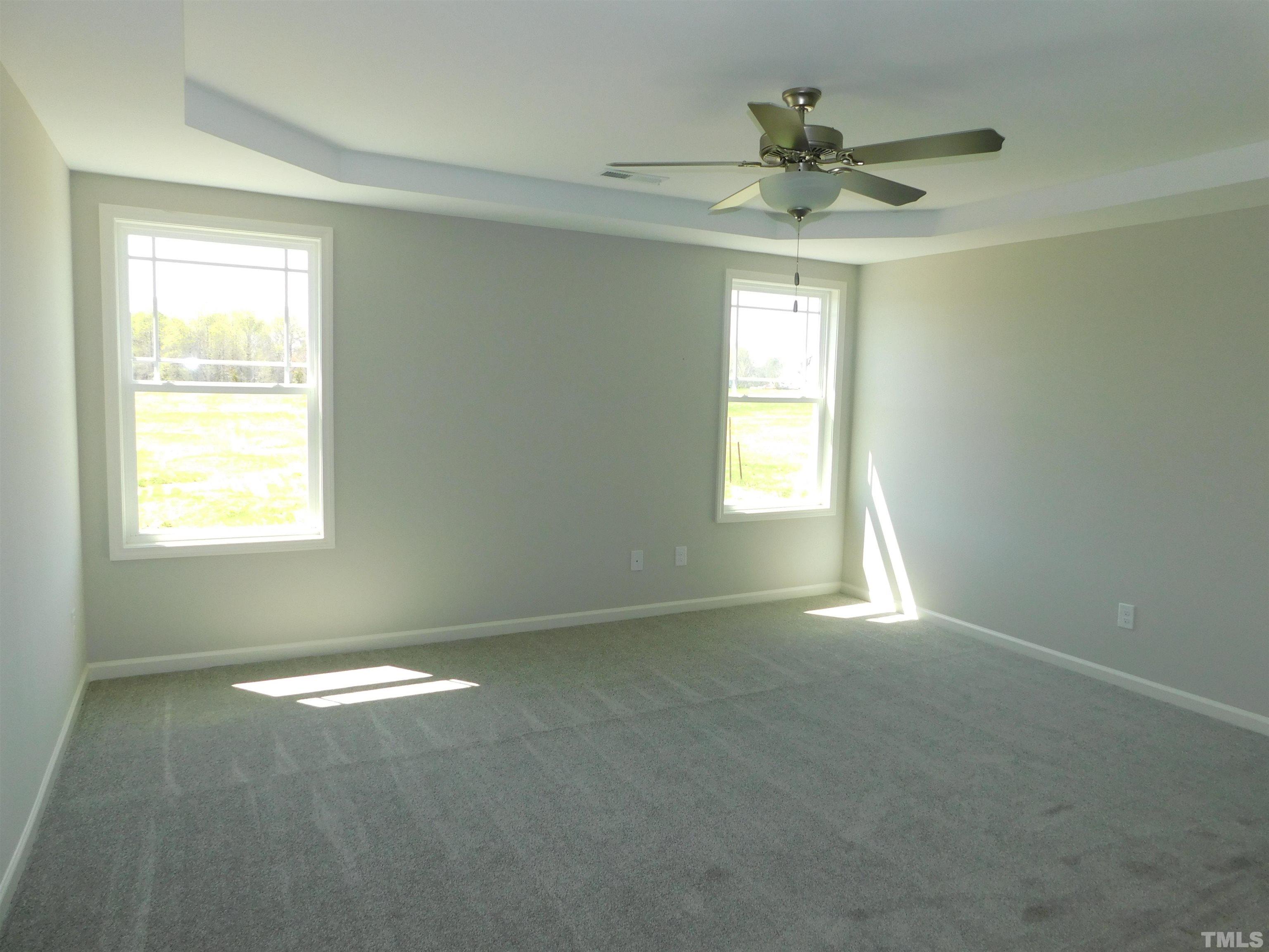 140 Touchdown Way Benson, NC 27504 - Photo 11 of 24 Gallery Image 11