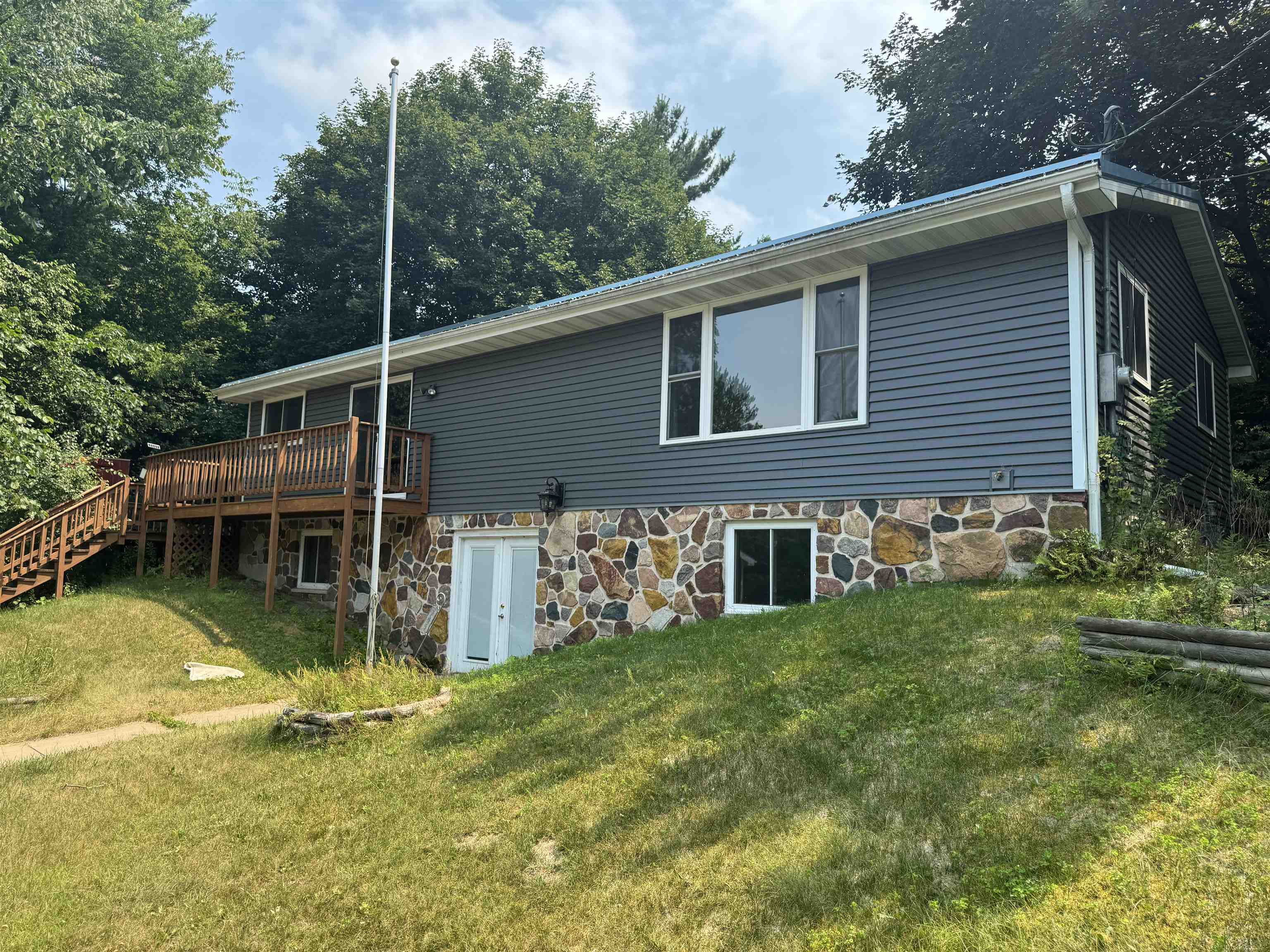 N2108 County Rd K Waupaca, WI 54981 - Photo 1 of 9