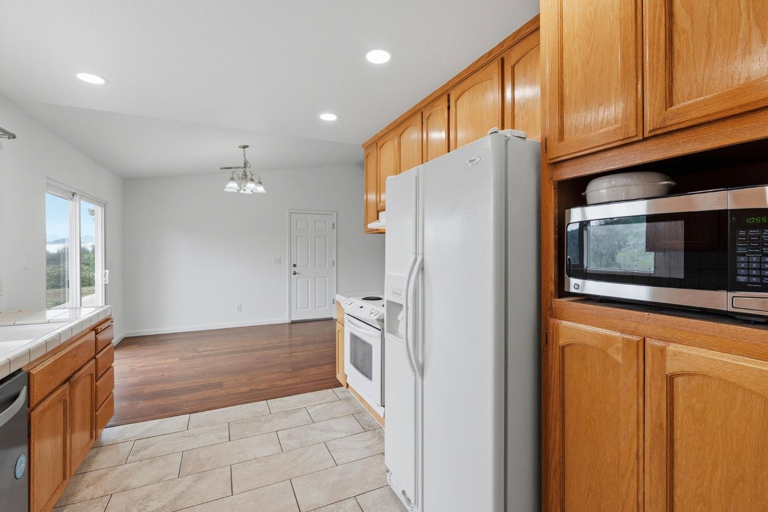 33264 Puma Lane Squaw Valley, CA 93675 - Photo 13 of 41