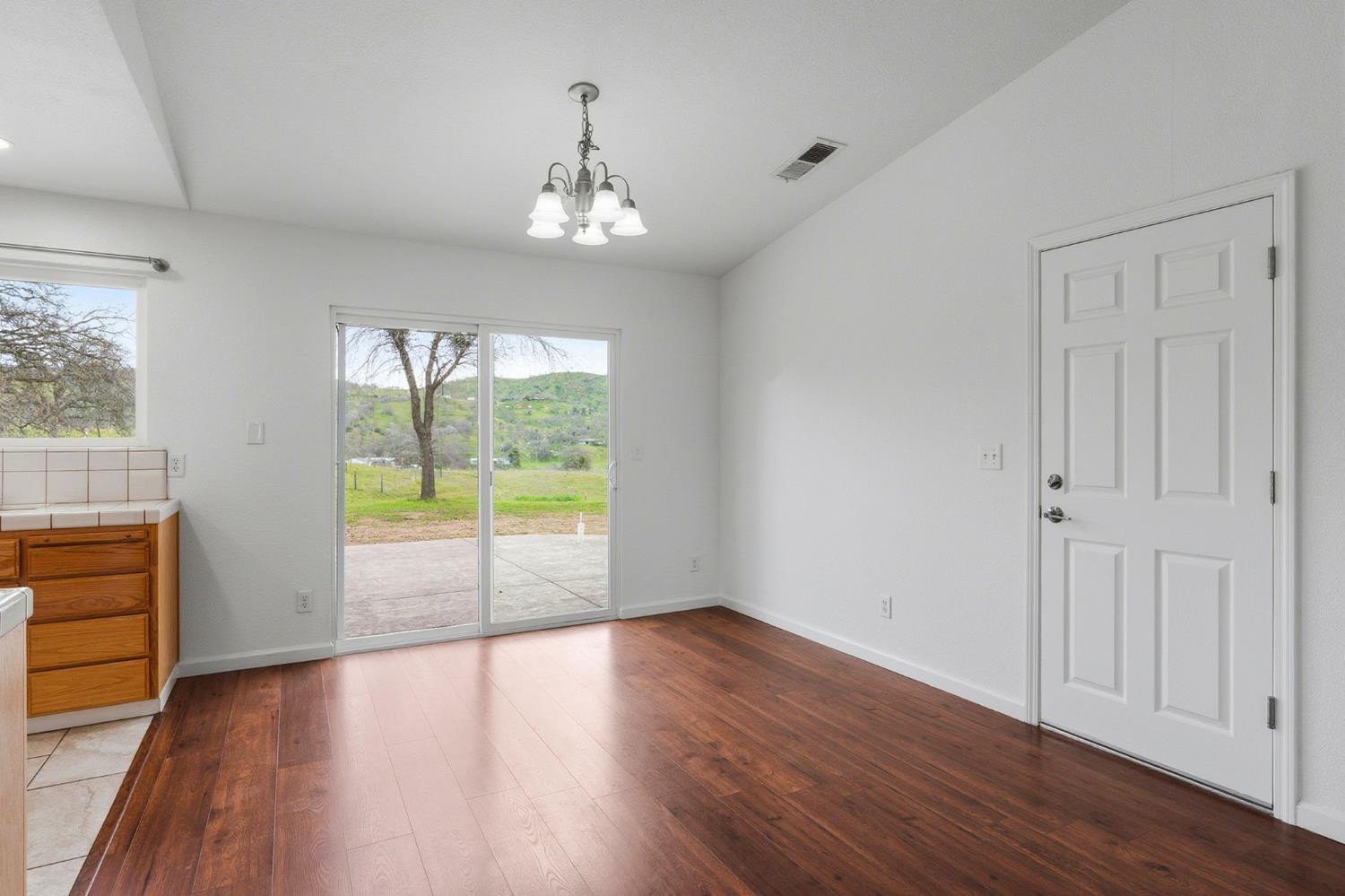 33264 Puma Lane Squaw Valley, CA 93675 - Photo 10 of 41