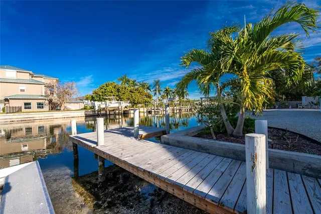 $1,175,000 | 2845 North Beach Road, Englewood, FL 34223
