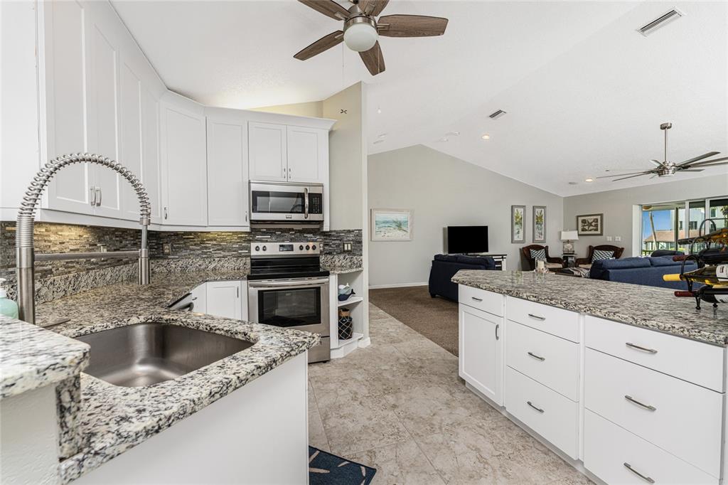 2845 North Beach Road Englewood, FL 34223 - Photo 10 of 76