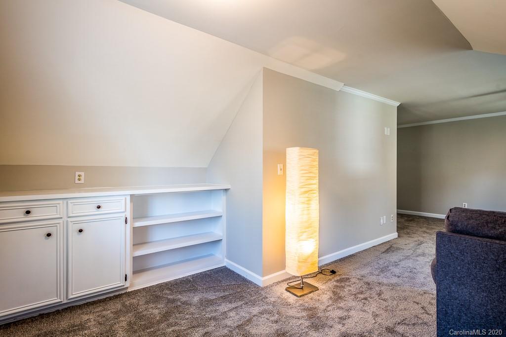 2424 Wolfe Ridge Road Charlotte, NC 28210 - Photo 22 of 34 Gallery Image 22