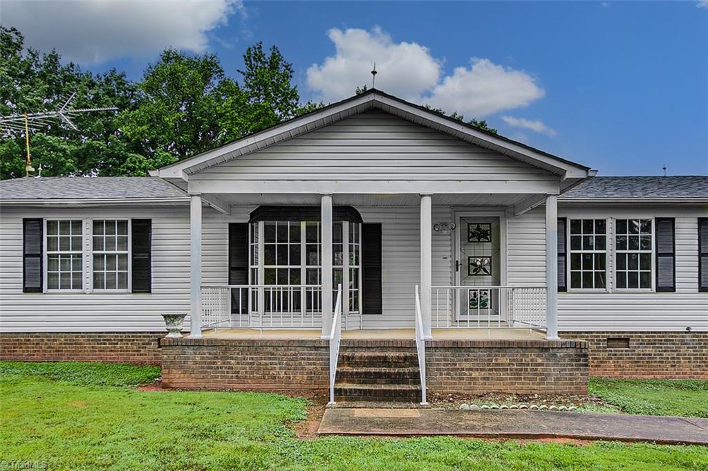 1505 Patterson Grove Road Ramseur, NC 27316 - Photo 2 of 48 Gallery Image 2