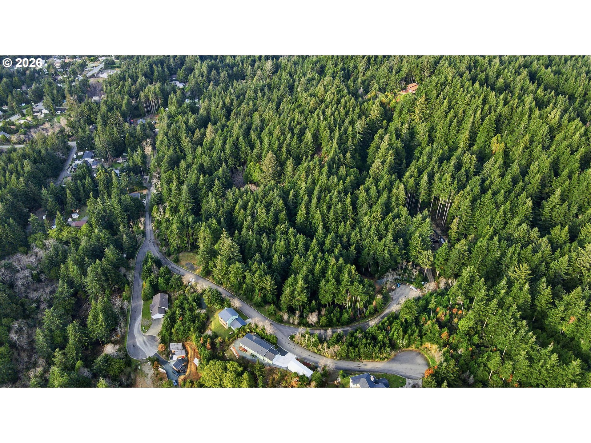 Dee Terrace, Unit 16 Port Orford, OR 97465 - Photo 4 of 9