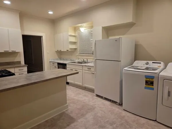 $2,000 | 504 South New Hampshire Street, Covington, LA 70433