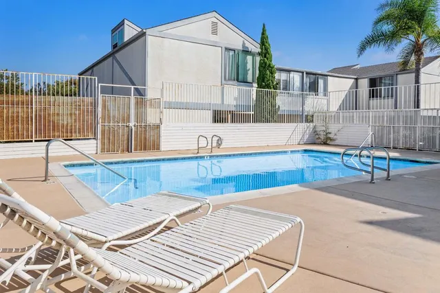 $650,000 | 2388 Altisma Way, Unit 10 OR K, Carlsbad, CA 92009