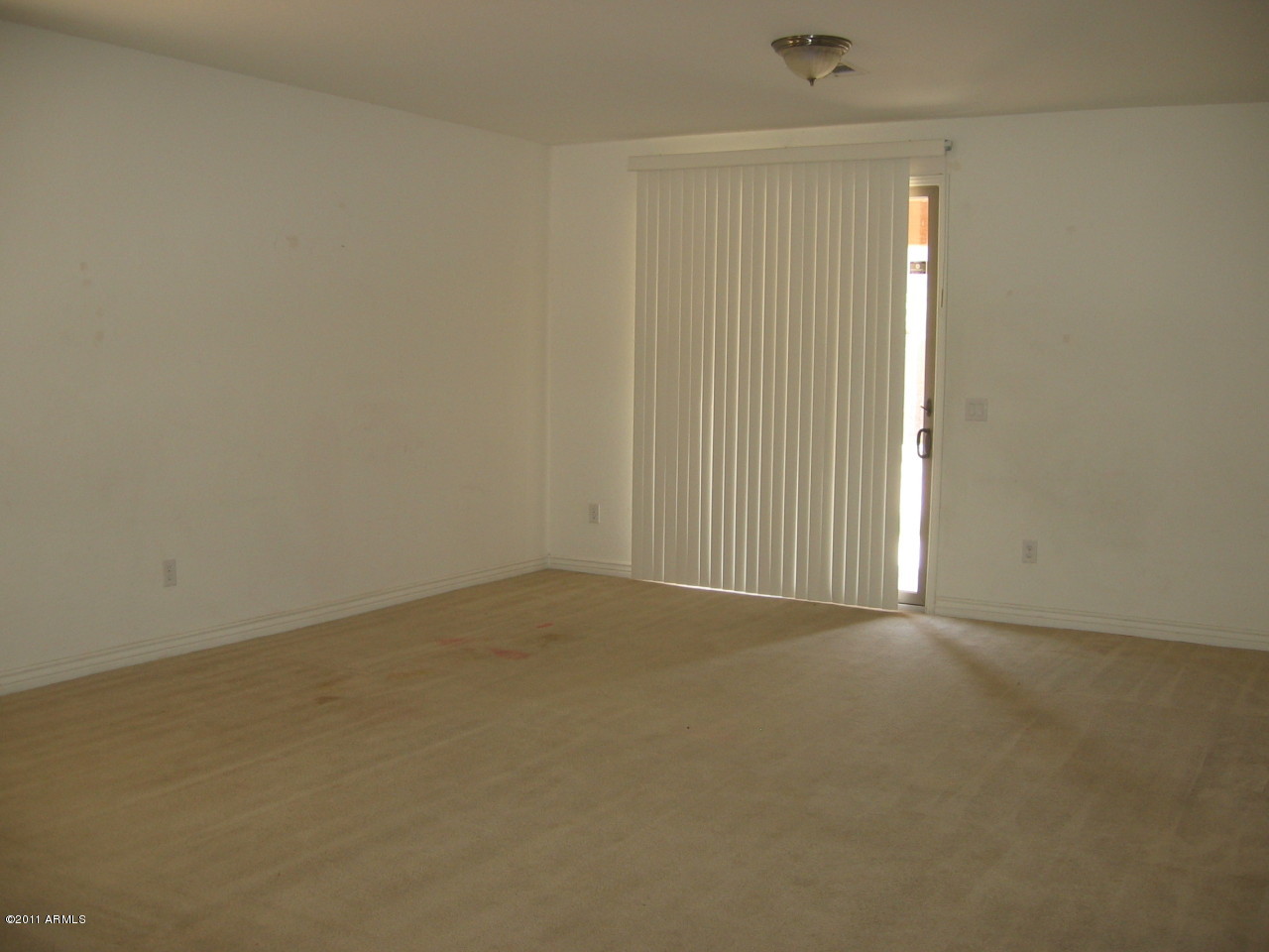 4927 West Apollo Road Laveen, AZ 85339 - Photo 4 of 4 Living Area