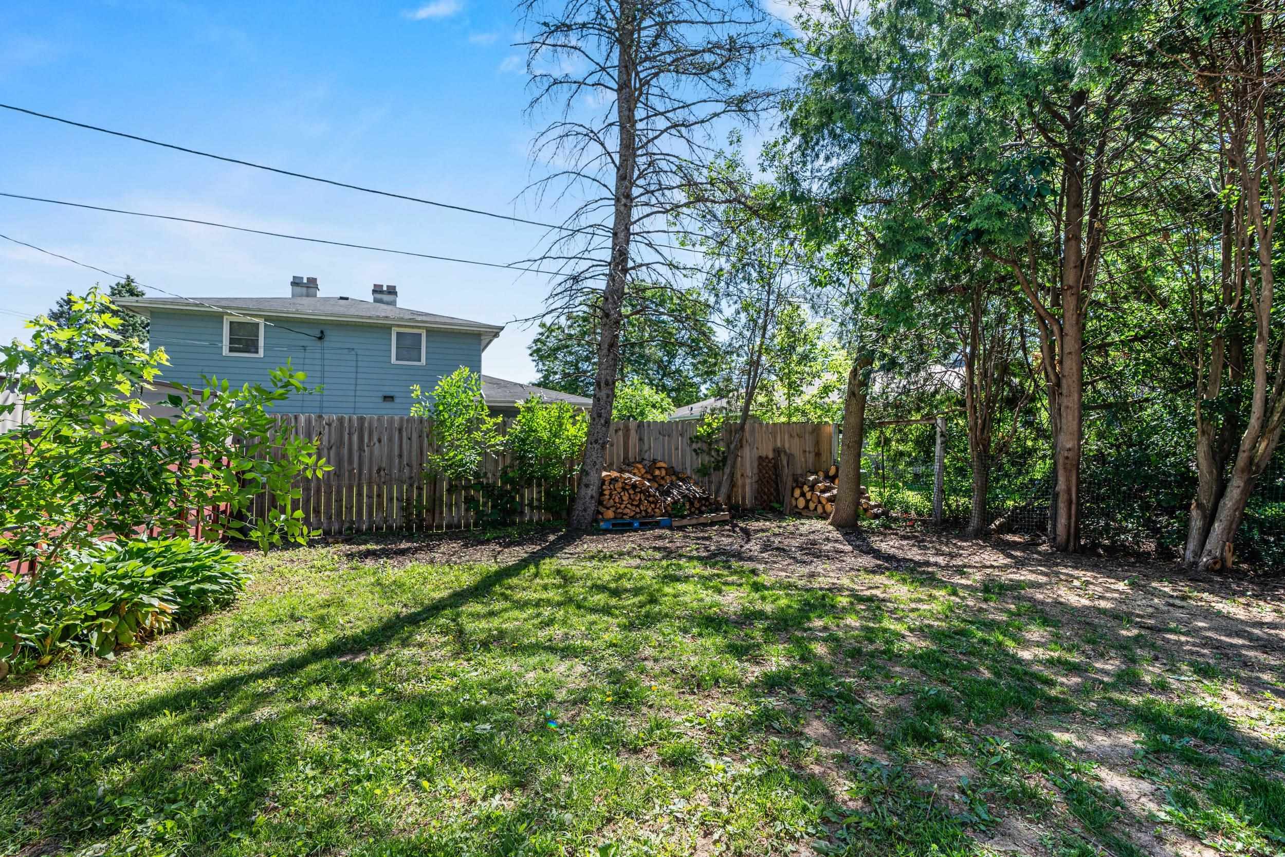 706 North Hawthorne Drive Appleton, WI 54915 - Photo 53 of 64