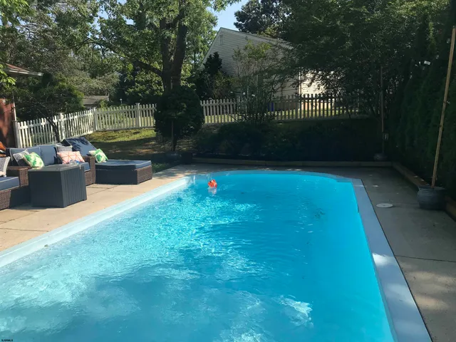 $549,000 | 2 Sandy Court, Linwood, NJ 08221