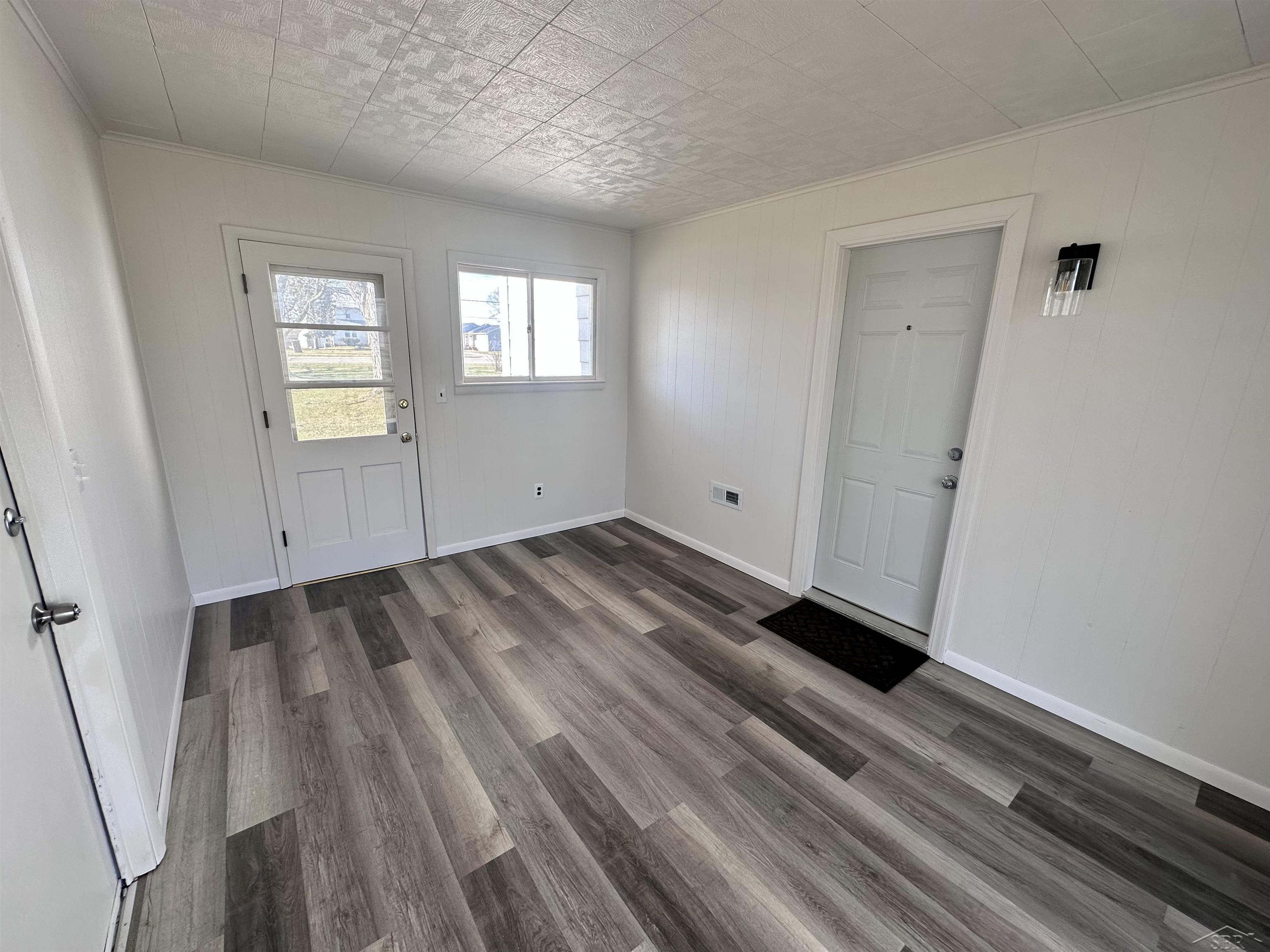 5158 North State Road Davison, MI 48423 - Photo 4 of 43
