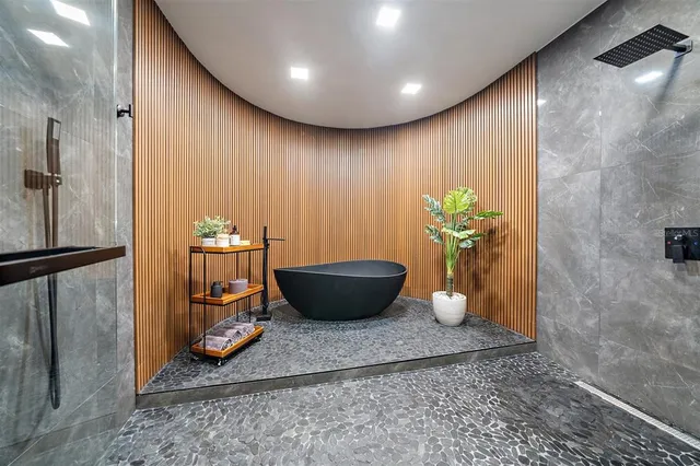 $5,650,000 | 6178 9th Ave Circle Northeast, Bradenton, FL 34212