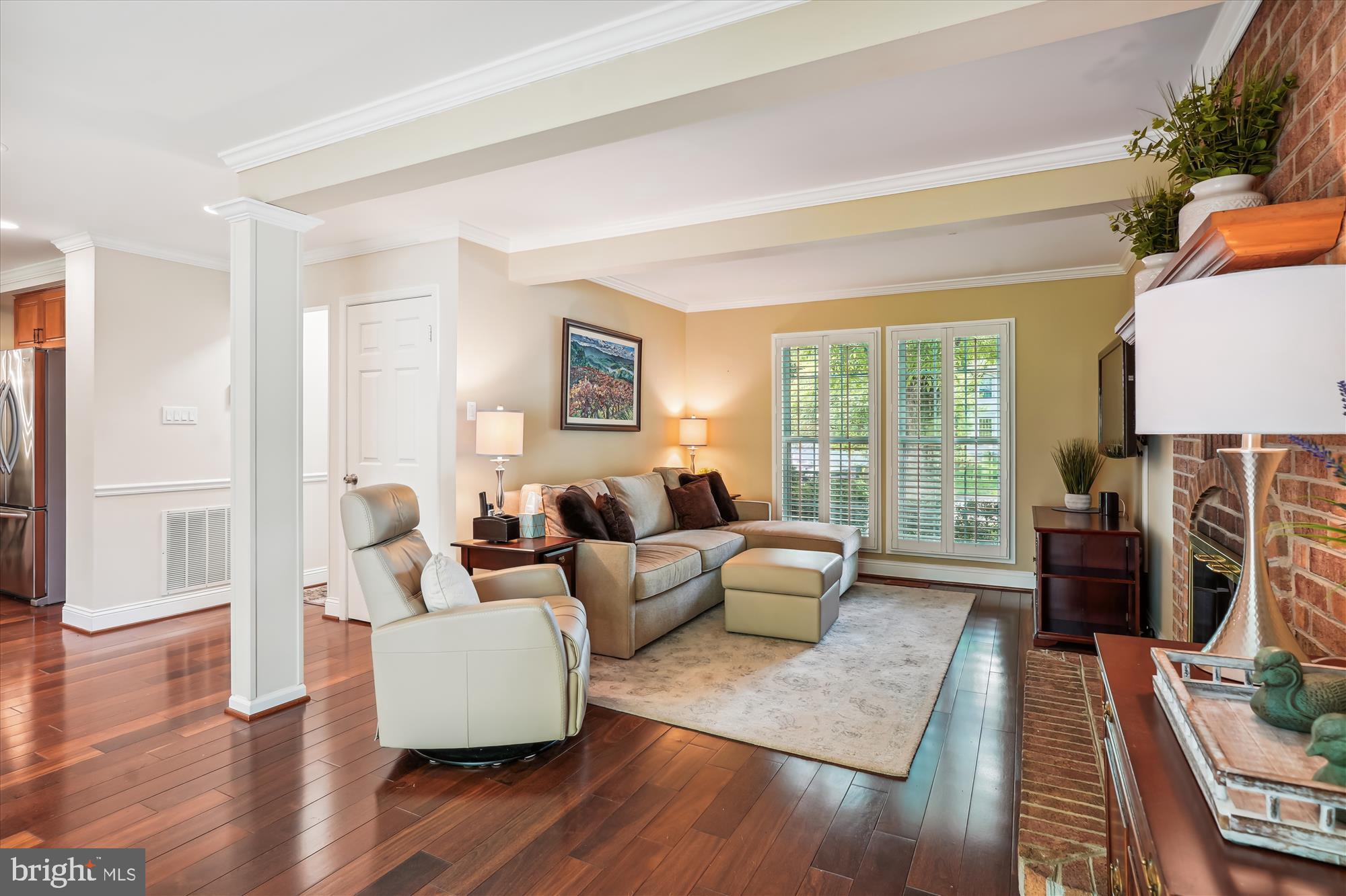 924 Pointer Ridge Drive Gaithersburg, MD 20878 - Photo 22 of 85 Wonderful Open Family Room wood Floors