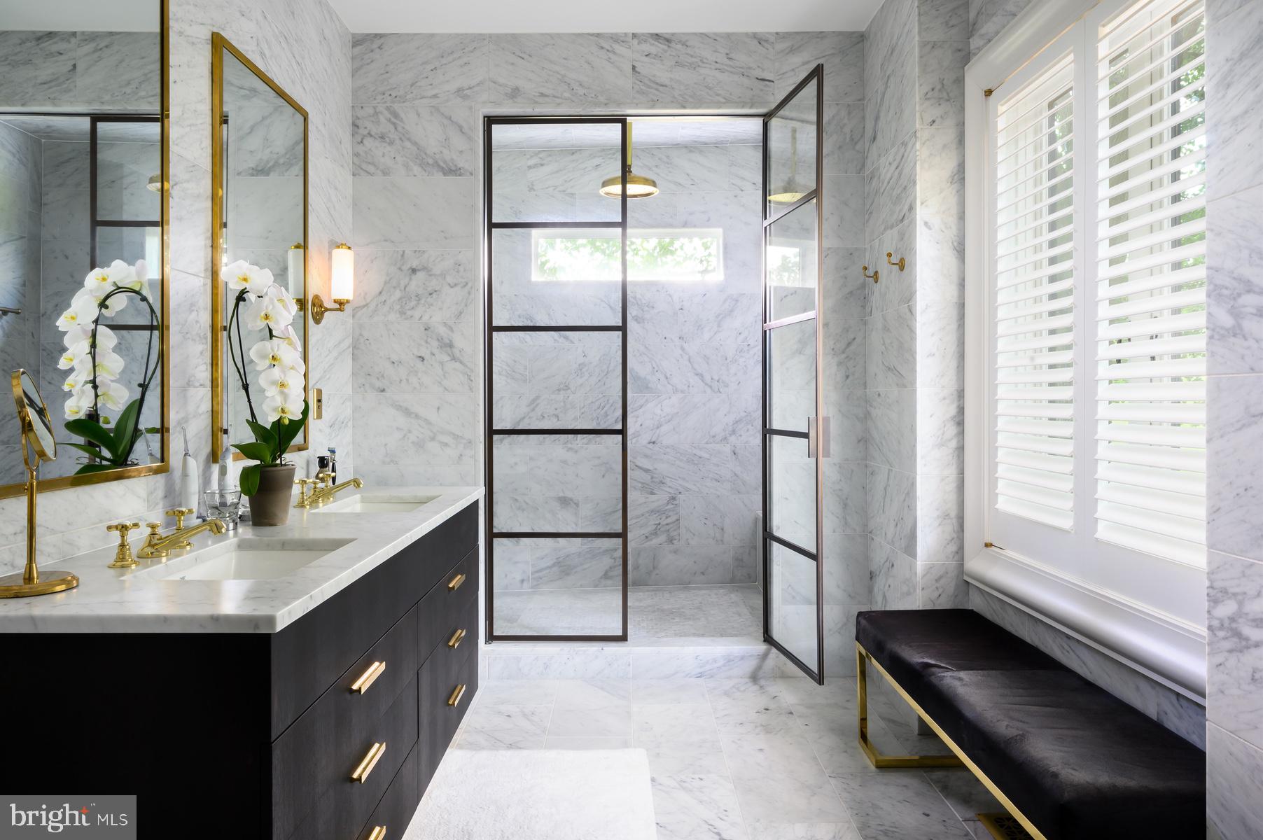 1388 Crenshaw Road Upperville, VA 20184 - Photo 14 of 35 Primary Bathroom