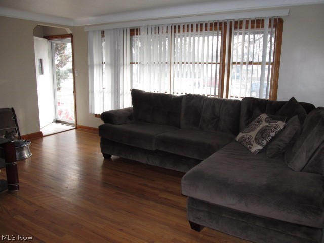 5900 Pearl Road Cleveland, OH 44130 - Photo 2 of 19