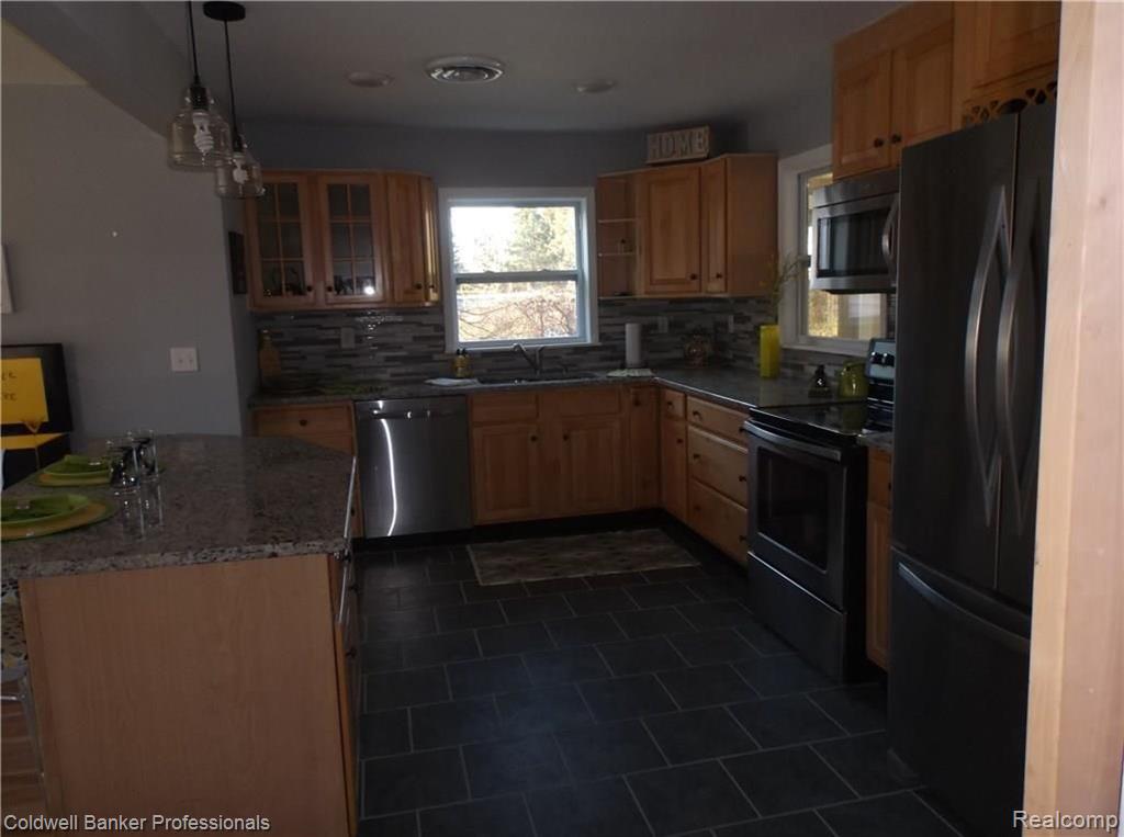 1072 Baldwin Road Lapeer, MI 48446 - Photo 13 of 84