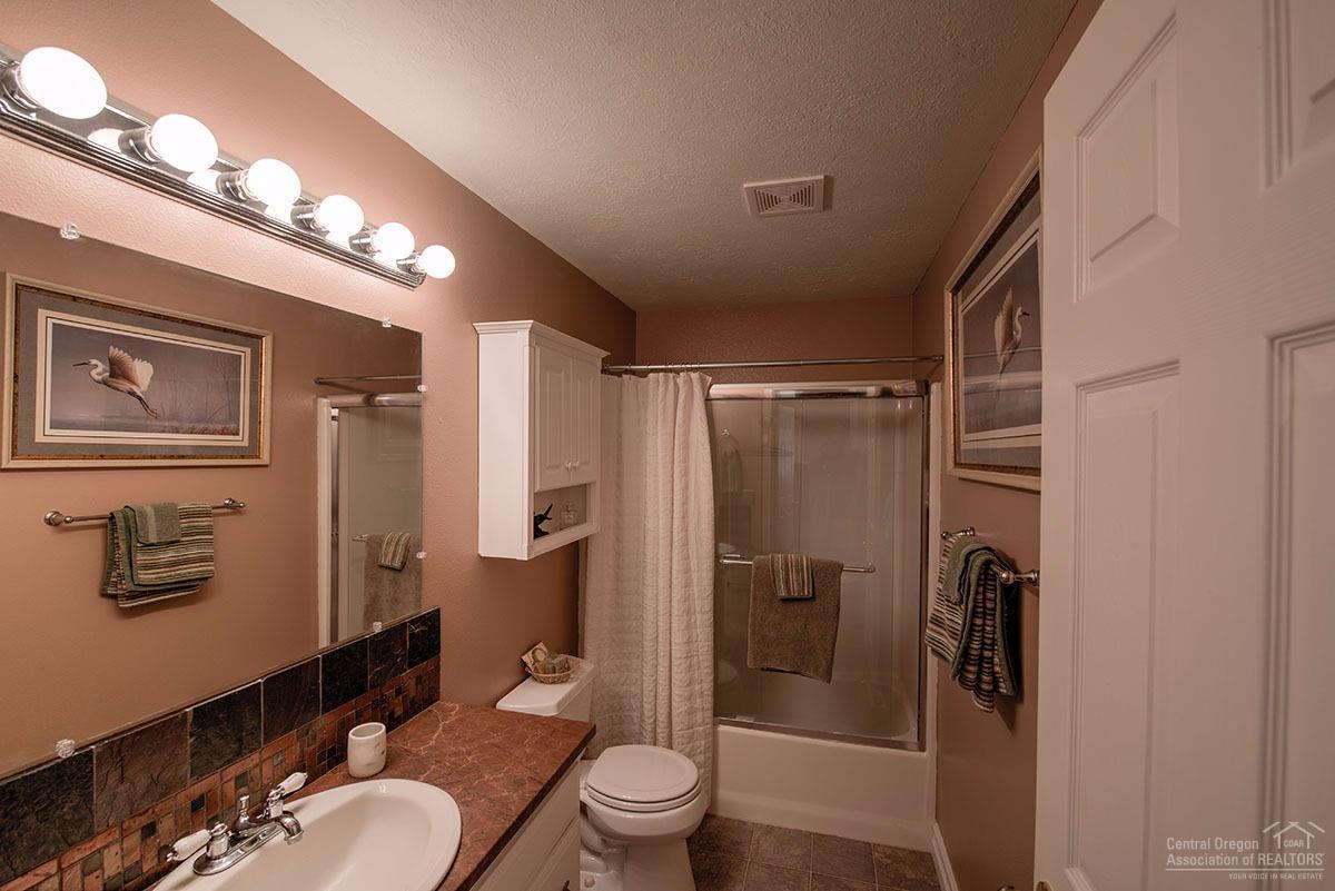 17200 Gadwall Road Bend, OR 97707 - Photo 16 of 25 Additional Photo