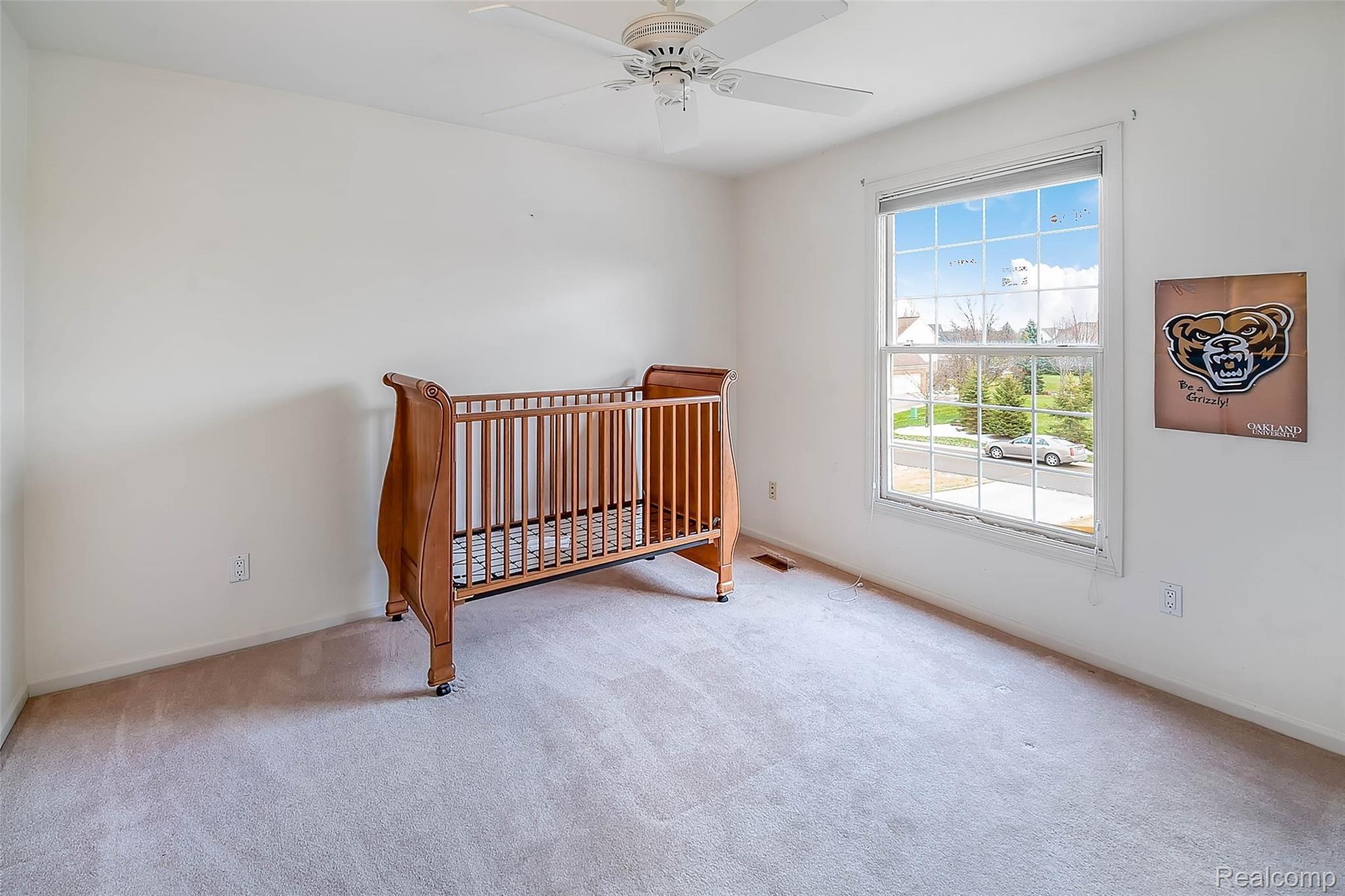 4180 Holly Lane Rochester, MI 48306 - Photo 22 of 30 4180-holly-lane-rochester-mi-usa-014.jpg