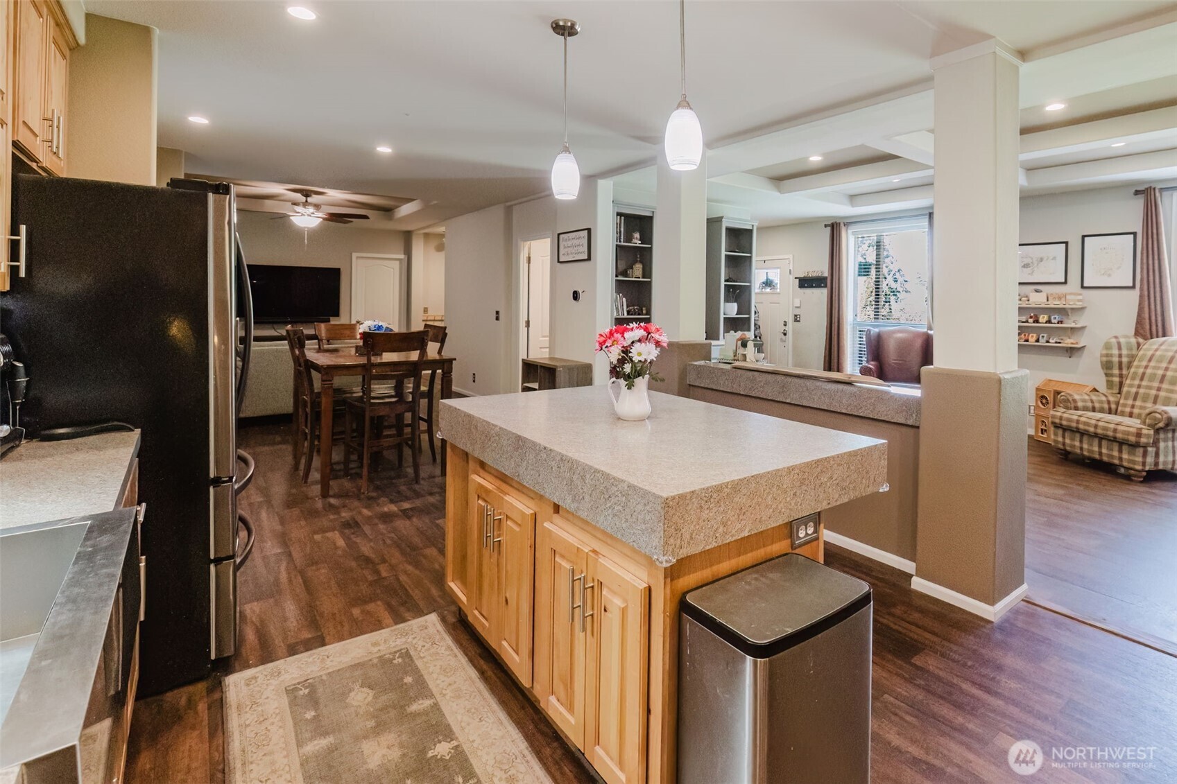 5709 Northeast Woodburn Road Kingston, WA 98346 - Photo 12 of 40