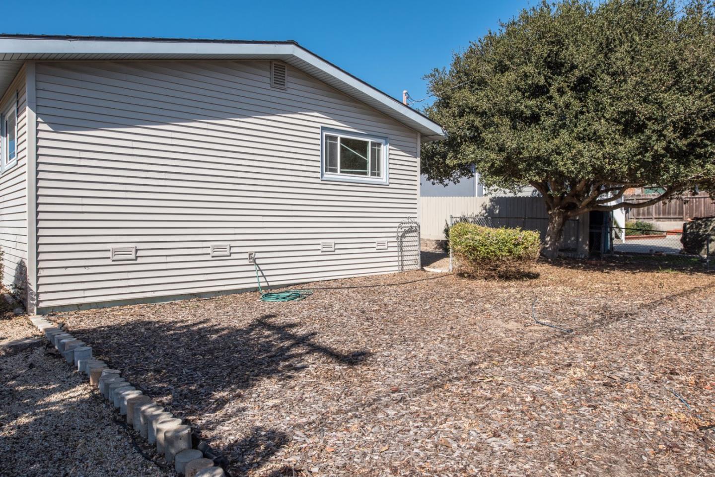 3220 Melanie Road Marina, CA 93933 - Photo 26 of 31 Gallery Image 26