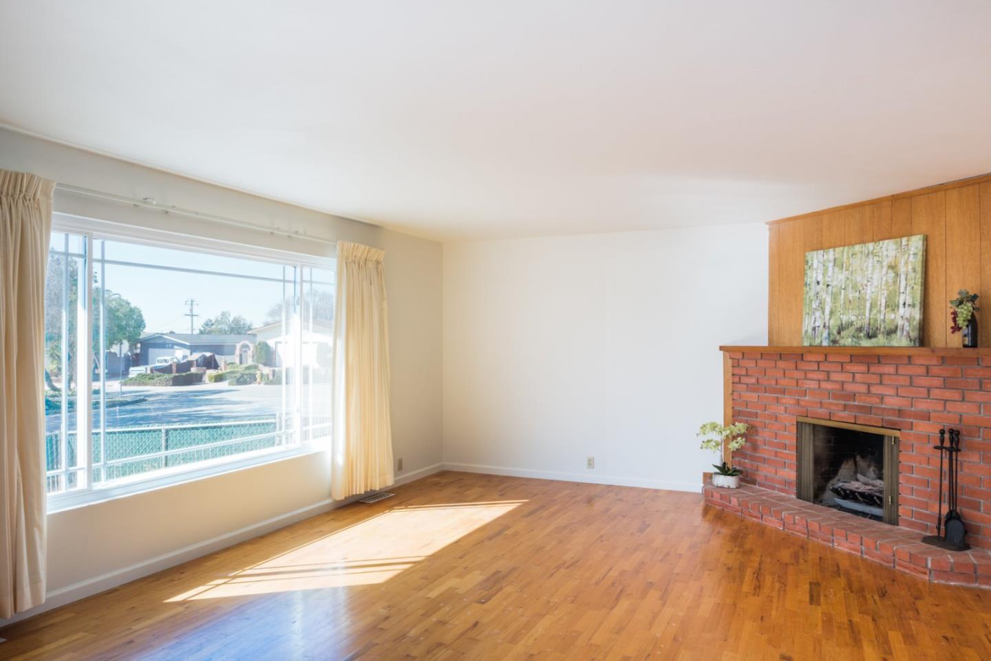 3220 Melanie Road Marina, CA 93933 - Photo 7 of 31 Gallery Image 7