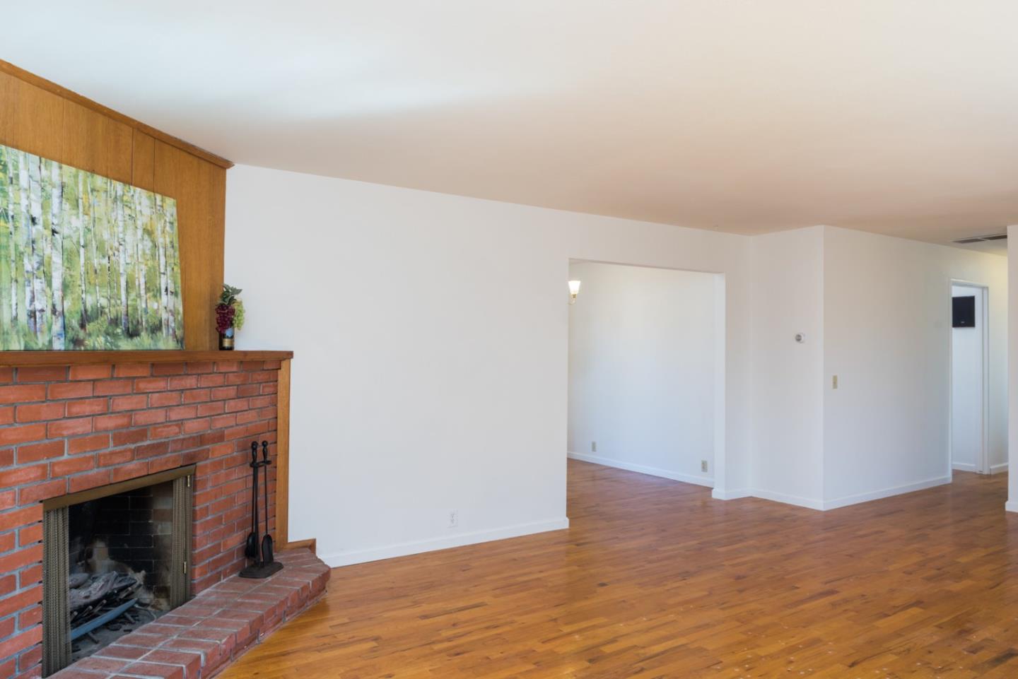 3220 Melanie Road Marina, CA 93933 - Photo 9 of 31 Gallery Image 9