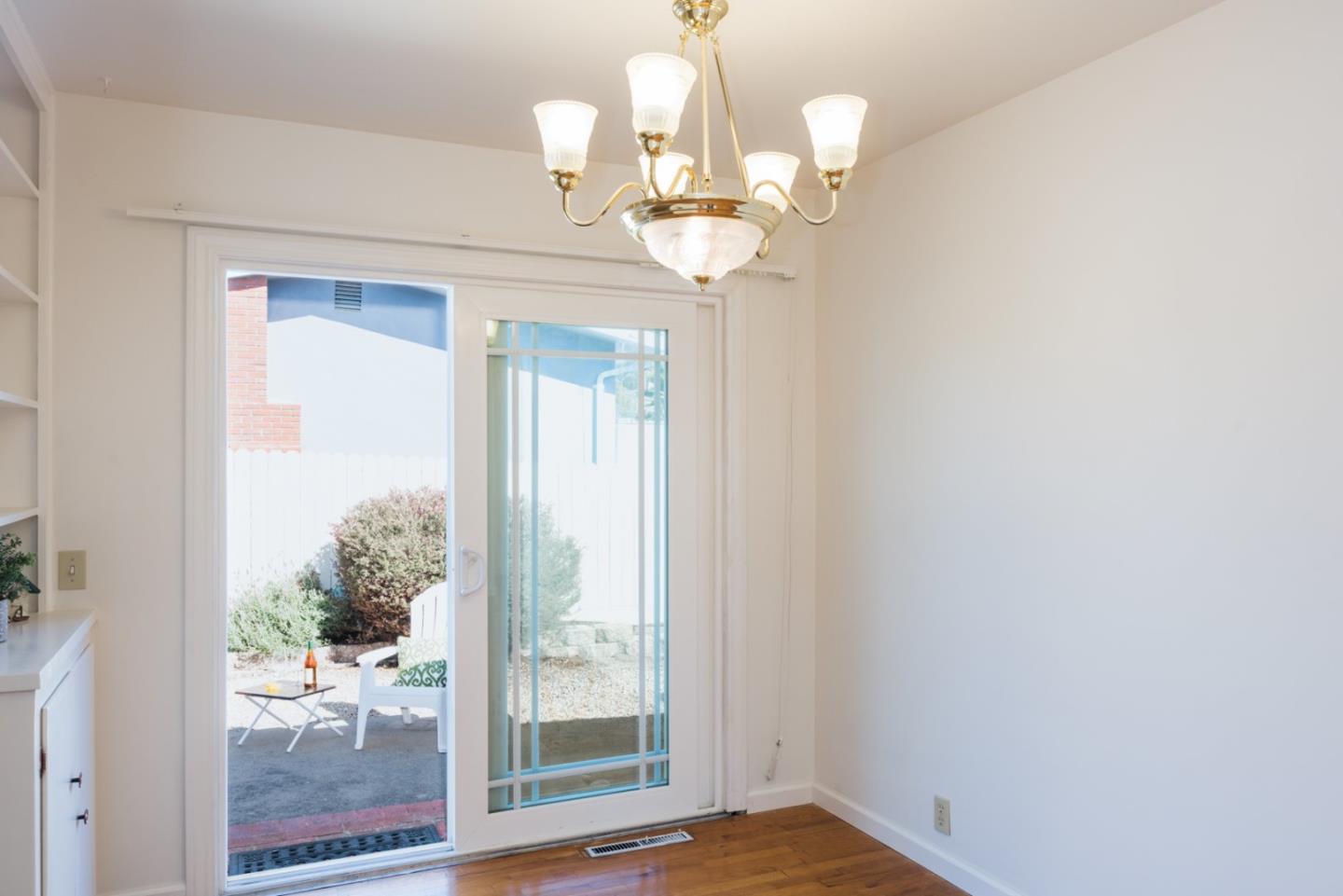 3220 Melanie Road Marina, CA 93933 - Photo 10 of 31 Gallery Image 10