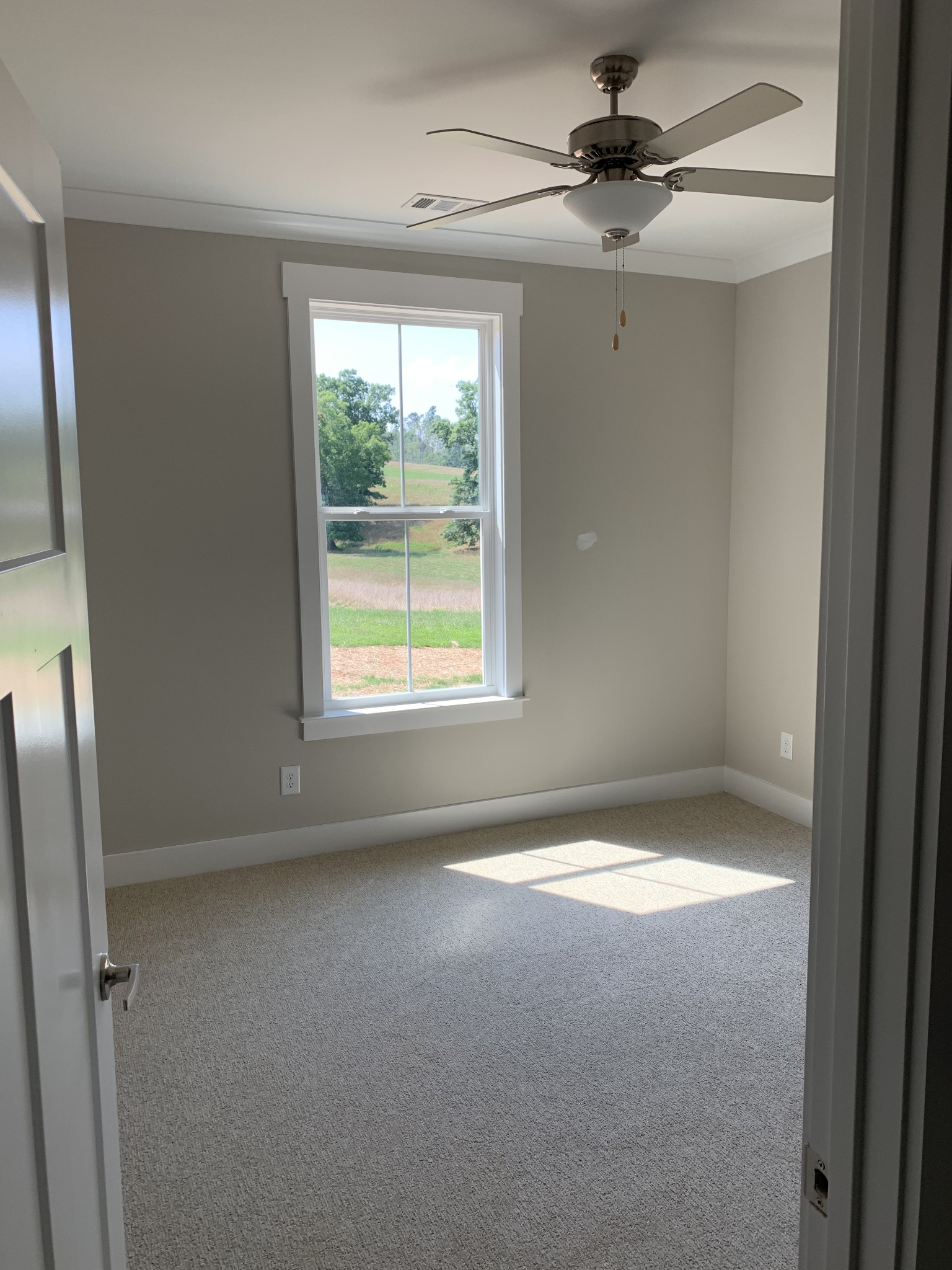 1798 Old Gallatin Road Portland, TN 37148 - Photo 20 of 35 a view of an empty room with a window