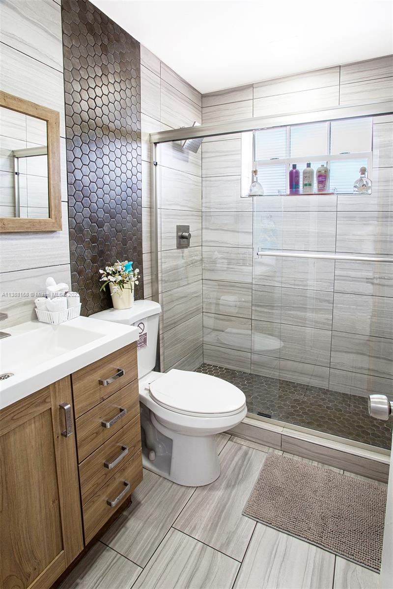 7861 Raleigh Street Hollywood, FL 33024 - Photo 33 of 38 Gallery Image 33